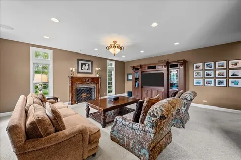 1690 Tallgrass Lane Lake Forest IL 60045