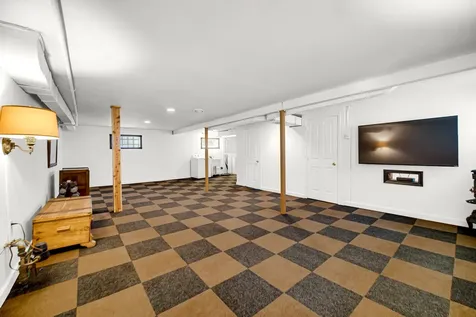 13044 South Muskegon Avenue Chicago IL 60633
