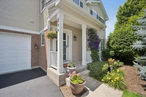 294 Larsdotter Lane Geneva IL 60134