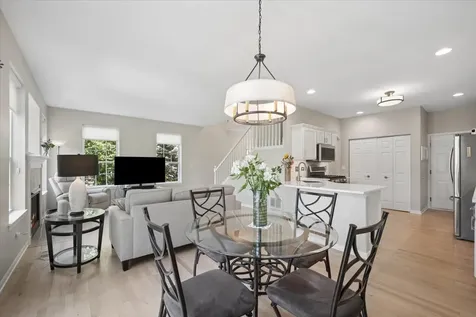 294 Larsdotter Lane Geneva IL 60134