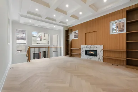 1442 West Fletcher Street Chicago IL 60657