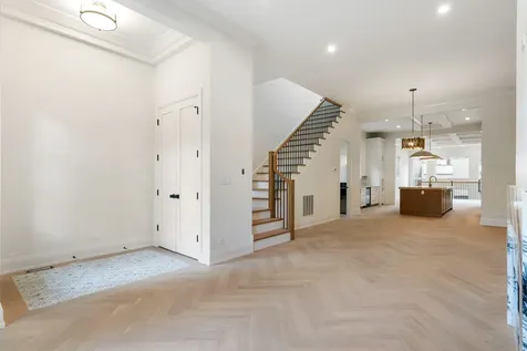 1442 West Fletcher Street Chicago IL 60657