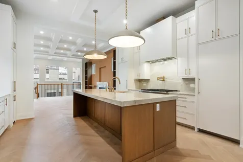 1442 West Fletcher Street Chicago IL 60657