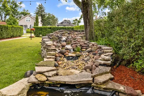 1078 Greenview Avenue Des Plaines IL 60016