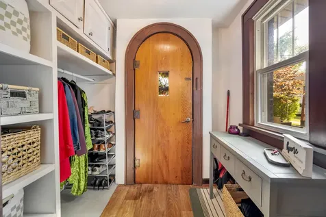 1078 Greenview Avenue Des Plaines IL 60016