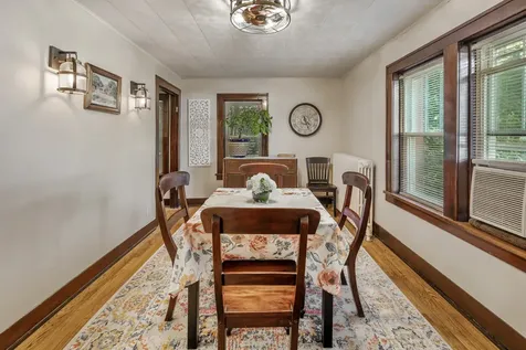 1078 Greenview Avenue Des Plaines IL 60016