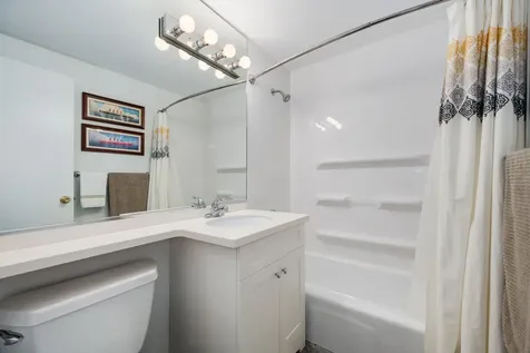 235 West Eugenie Street Chicago IL 60614