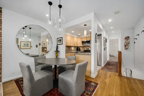 235 West Eugenie Street Chicago IL 60614