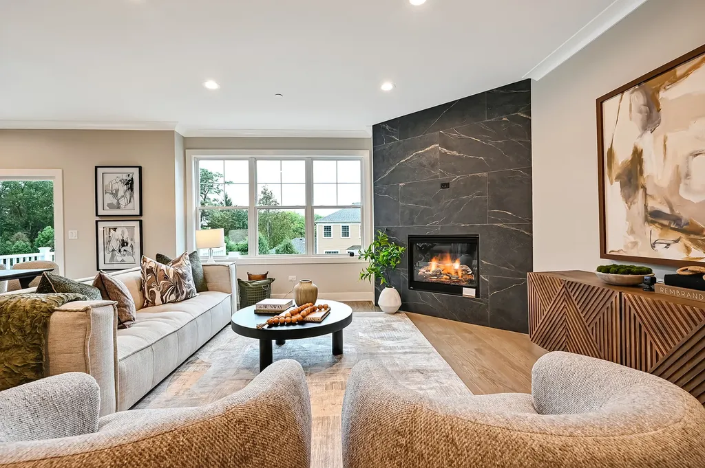 139 Harding Court Glen Ellyn IL 60137