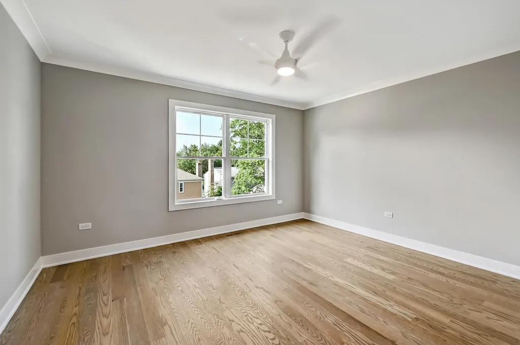 139 Harding Court Glen Ellyn IL 60137