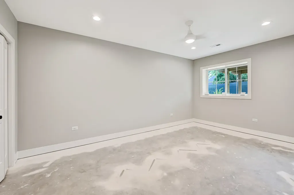 139 Harding Court Glen Ellyn IL 60137