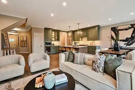 139 Harding Court Glen Ellyn IL 60137