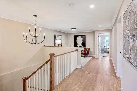 139 Harding Court Glen Ellyn IL 60137