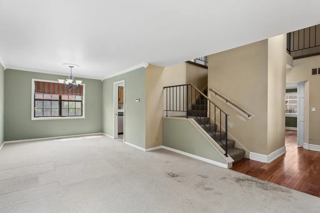 213 Campbell Drive Bolingbrook IL 60440