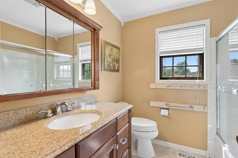 213 Campbell Drive Bolingbrook IL 60440