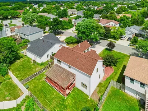 213 Campbell Drive Bolingbrook IL 60440