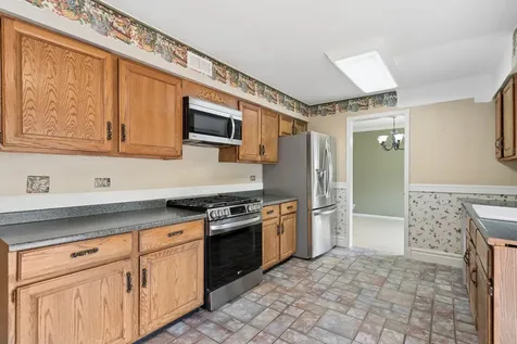213 Campbell Drive Bolingbrook IL 60440