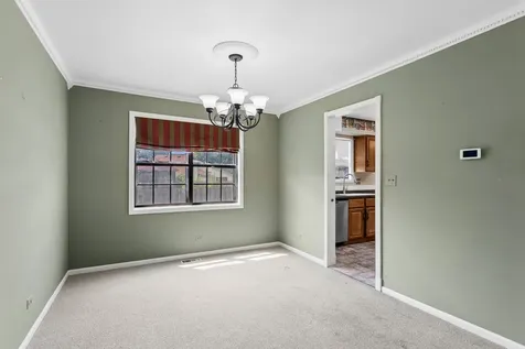 213 Campbell Drive Bolingbrook IL 60440