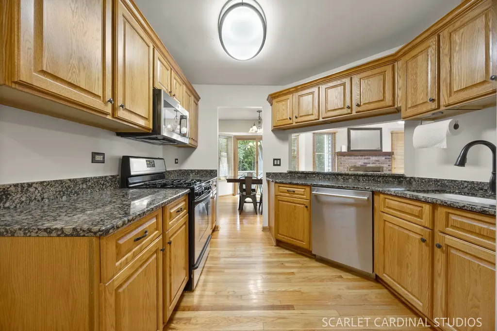 0S772 Jefferson Court Winfield IL 60190