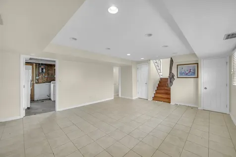 10 North Adams Drive Addison IL 60101