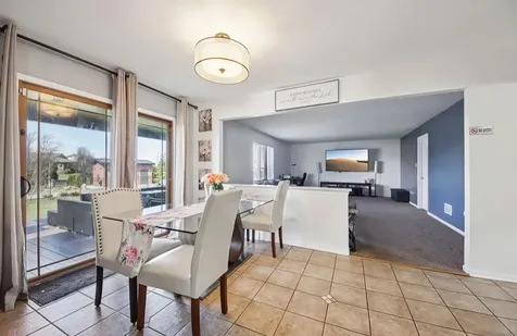 19328 Woodfield Court Tinley Park IL 60487