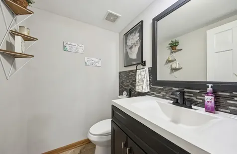 19328 Woodfield Court Tinley Park IL 60487