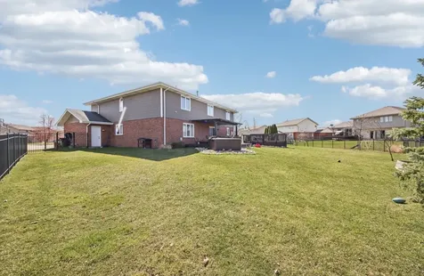 19328 Woodfield Court Tinley Park IL 60487