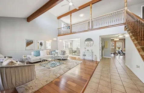 19328 Woodfield Court Tinley Park IL 60487