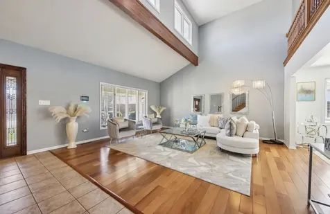 19328 Woodfield Court Tinley Park IL 60487