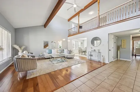 19328 Woodfield Court Tinley Park IL 60487