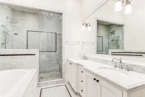 116 West Chestnut Street Chicago IL 60610