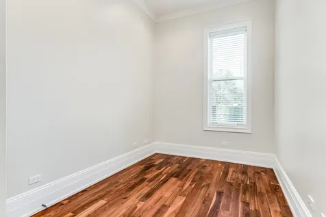 116 West Chestnut Street Chicago IL 60610