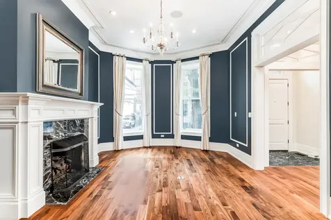 116 West Chestnut Street Chicago IL 60610