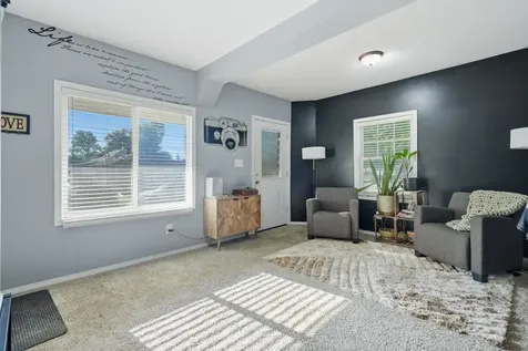1841 36TH Street Moline IL 61265
