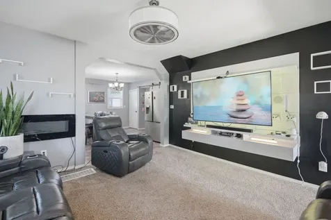 1841 36TH Street Moline IL 61265