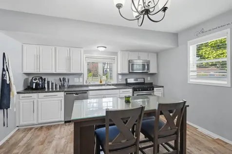 1841 36TH Street Moline IL 61265