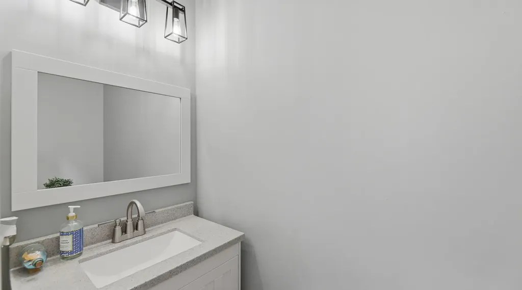 1116 Adler Street Carol Stream IL 60188