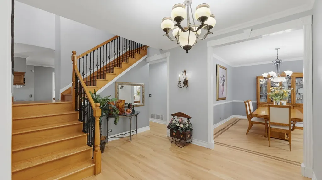 1116 Adler Street Carol Stream IL 60188