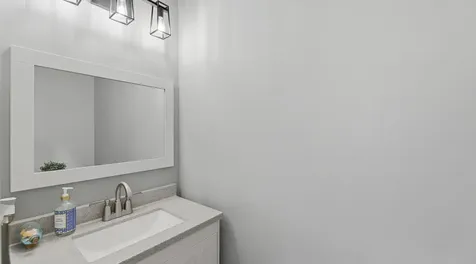 1116 Adler Street Carol Stream IL 60188