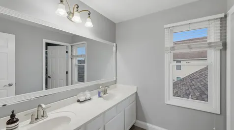 1116 Adler Street Carol Stream IL 60188