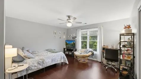 1116 Adler Street Carol Stream IL 60188