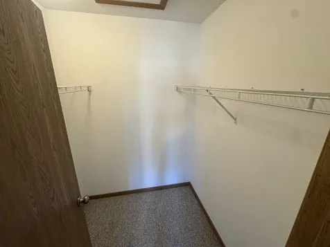 267 Yorkshire Court Gurnee IL 60031