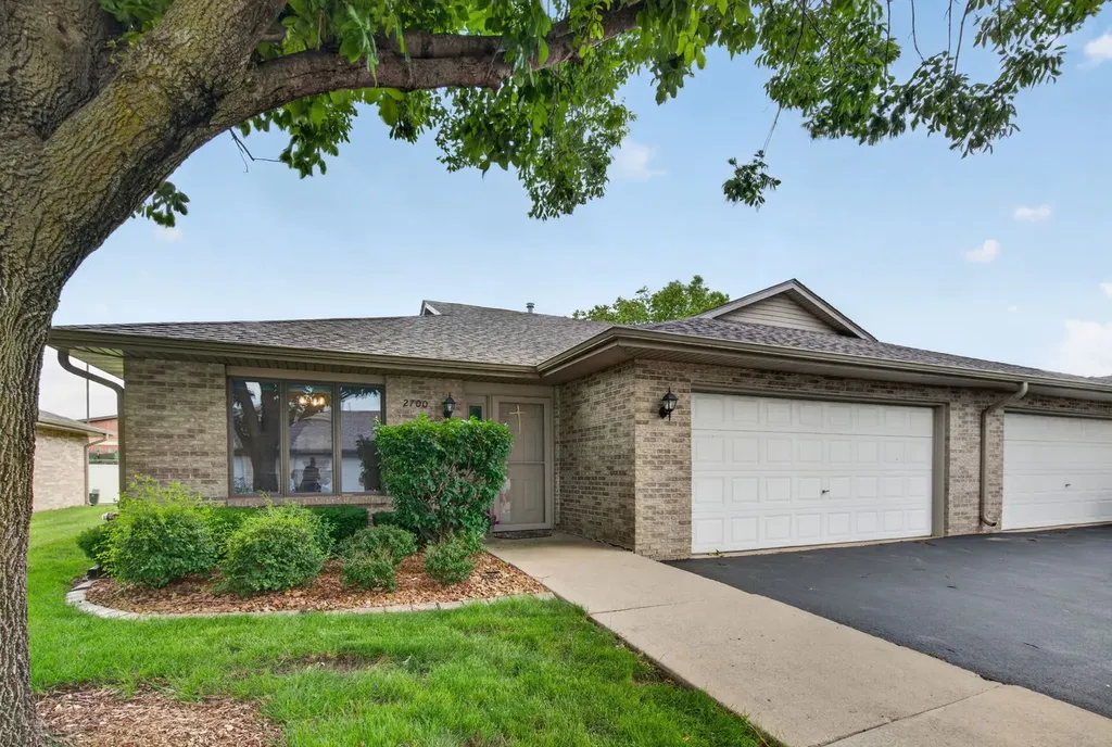 2700 Eagle Drive Joliet IL 60436