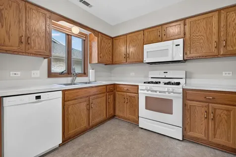 2700 Eagle Drive Joliet IL 60436