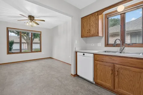 2700 Eagle Drive Joliet IL 60436