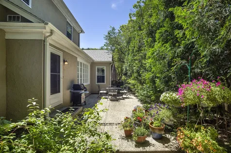 1370 Forest Avenue Highland Park IL 60035