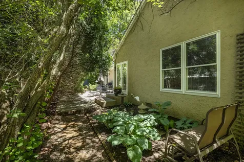 1370 Forest Avenue Highland Park IL 60035