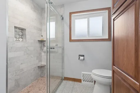 7933 Glen Lane Darien IL 60561