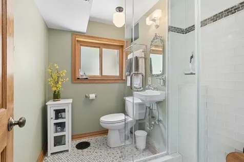 7933 Glen Lane Darien IL 60561