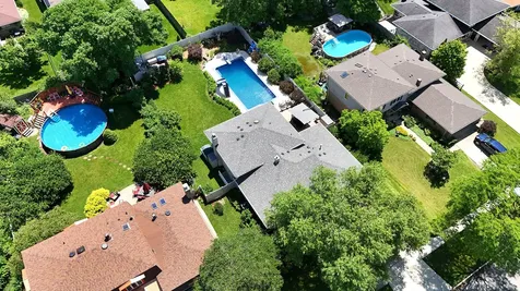 7933 Glen Lane Darien IL 60561